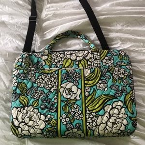 Perfect condition Vera Bradley laptop case/bag
